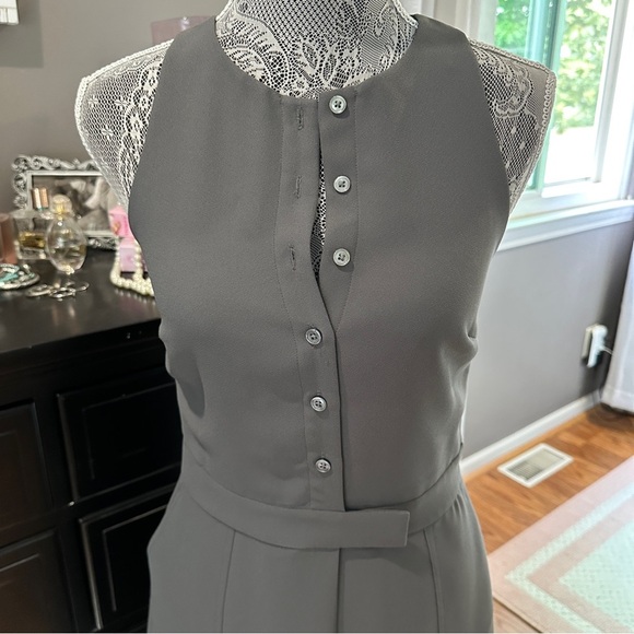 Banana Republic Sleeveless Gray Button-Front Faux Belted Dress Size 4 - Picture 3 of 12